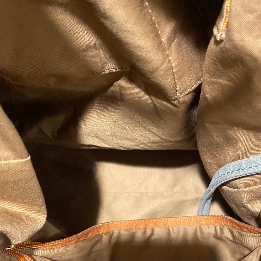 HOBO Large Shelia Silver Gray Women's Shoulder Bag - Picture 13 of 16